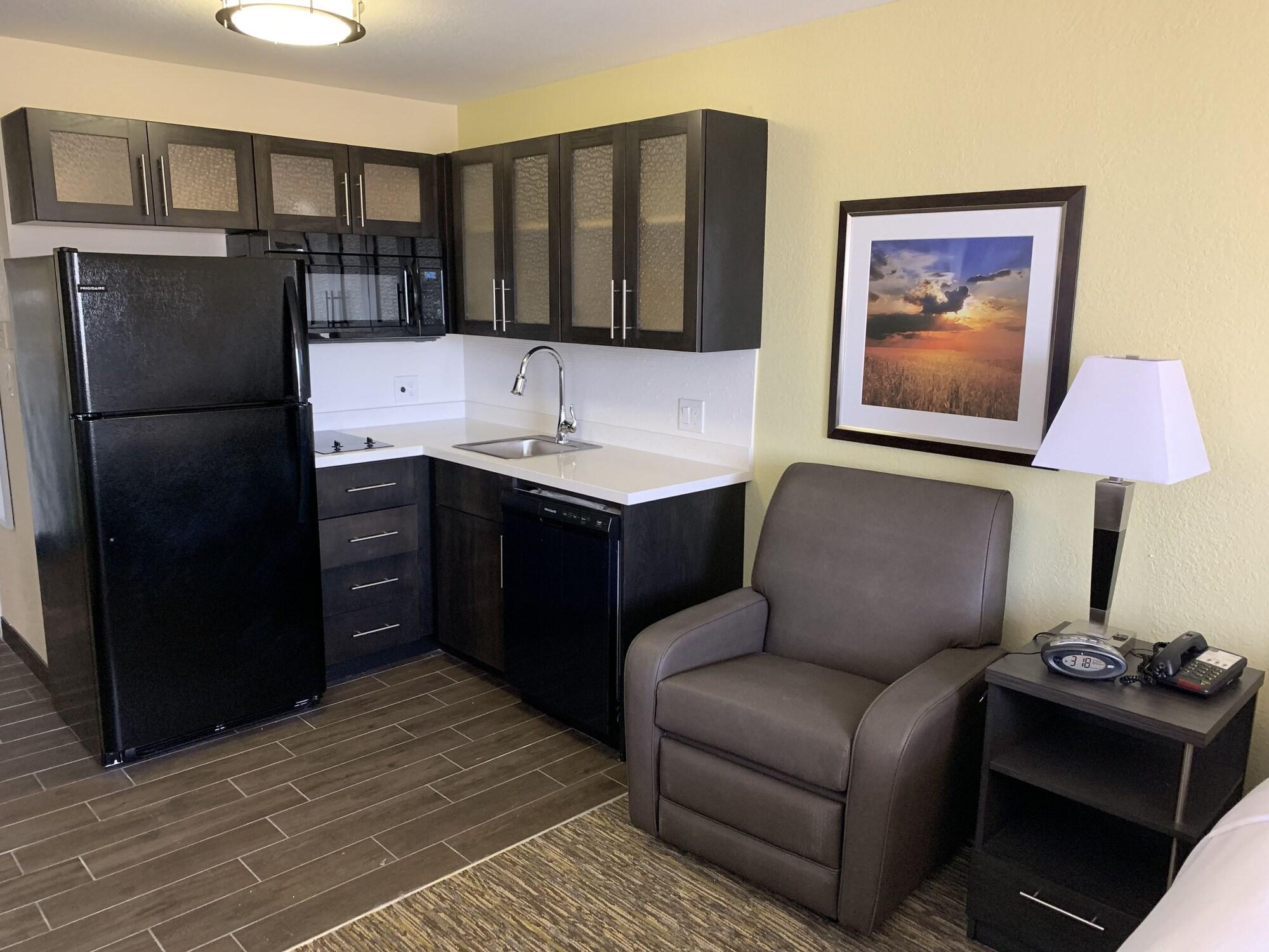 Candlewood Suites - Grand Prairie - Arlington By Ihg Exterior photo